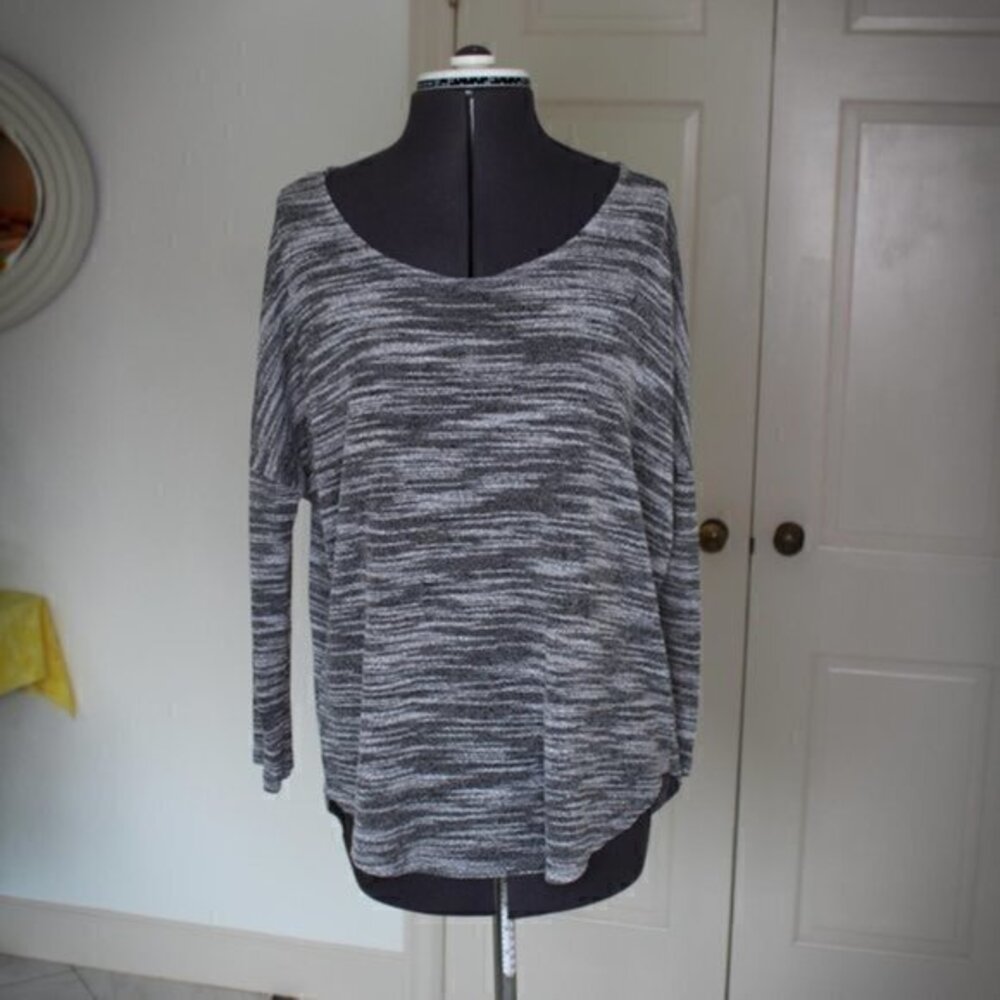 Amazing gray striped top size Large